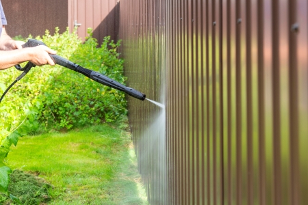 Fence Cleaning